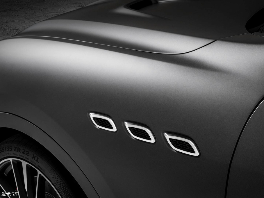 2019Levante 3.8T 590Hp Trofeo