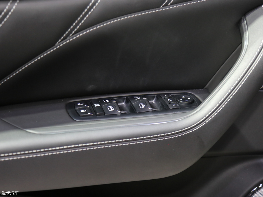 2019Levante 3.8T 590Hp Trofeo