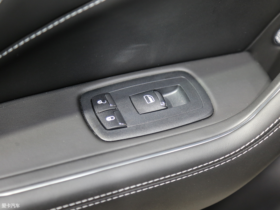 2019Levante 3.8T 590Hp Trofeo