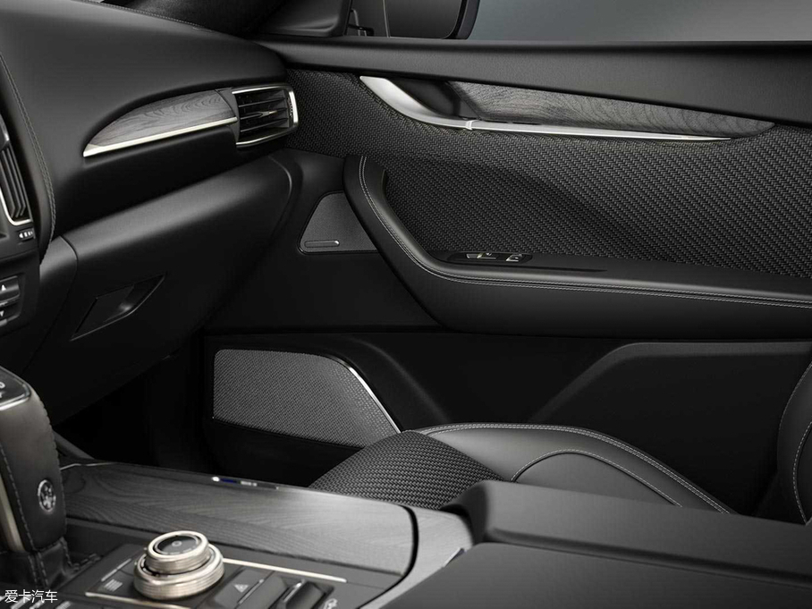 2019Levante Zegna Pelletessuta