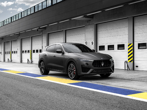 20193.8T 590Hp Trofeo w^