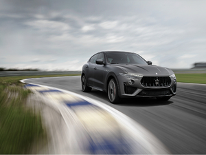 20193.8T 590Hp Trofeo w^