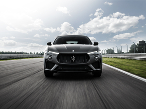 20193.8T 590Hp Trofeo w^