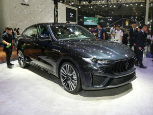 20193.8T 590Hp Trofeo w^