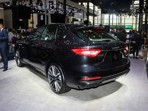 20193.8T 590Hp Trofeo w^