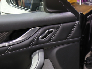 20193.8T 590Hp Trofeo g