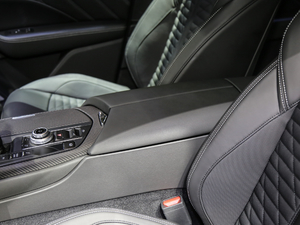 20193.8T 590Hp Trofeo g