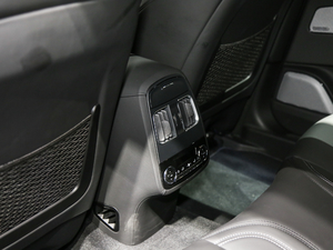 20193.8T 590Hp Trofeo g