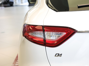 20193.0T 350Hp A V ^