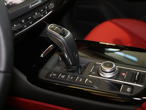 20193.0T 350Hp A V QU