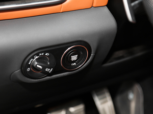 20193.0T 430Hp \Ӱ VI п؅^