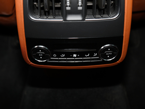 20193.0T 430Hp \Ӱ VI п؅^