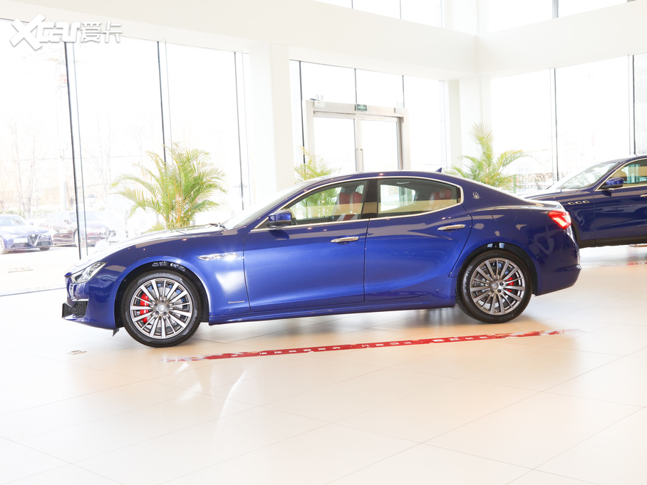 2019Ghibli 3.0T 350Hp A V