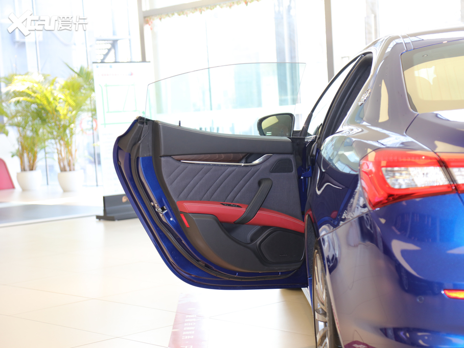 2019Ghibli 3.0T 350Hp A V