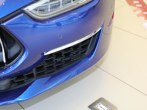 20193.0T 350Hp A V ^