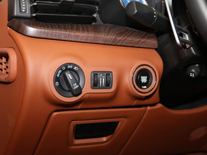 20193.0T F{ȫ VI п؅^