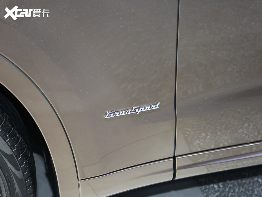 2020Levante 3.0T ၆