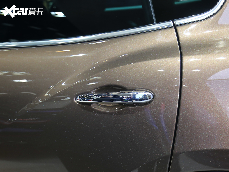 2020Levante 3.0T ၆