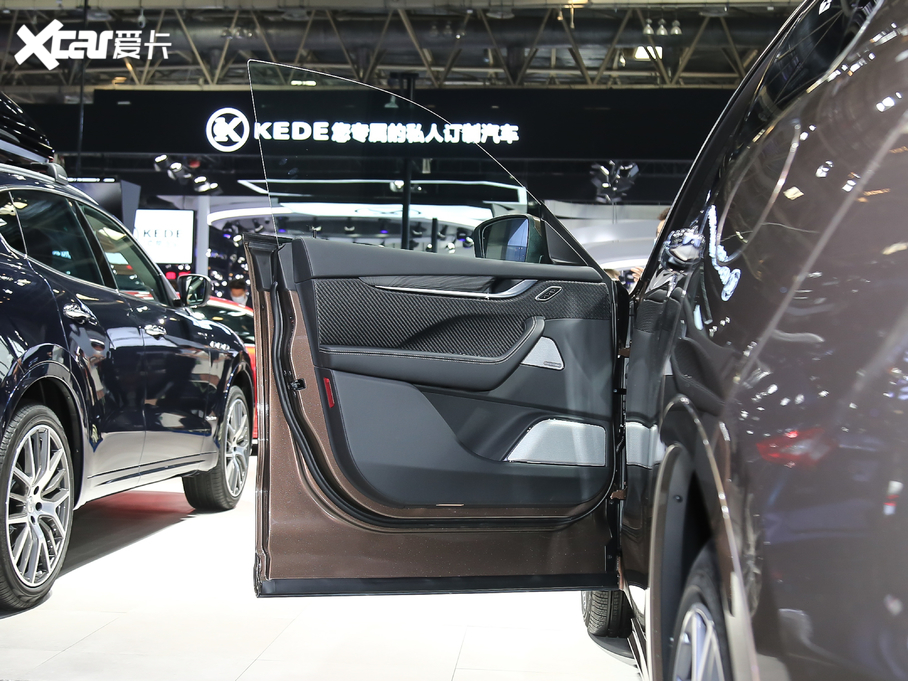 2020Levante 3.0T ၆