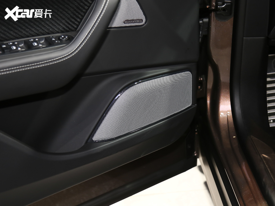 2020Levante 3.0T ၆