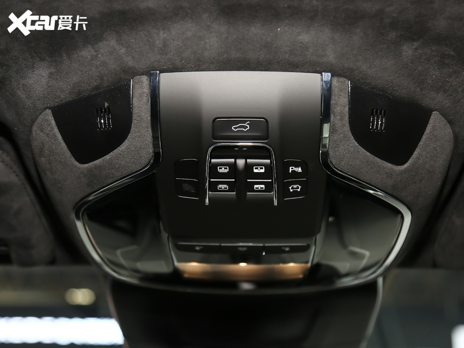 2020Levante 3.0T ၆