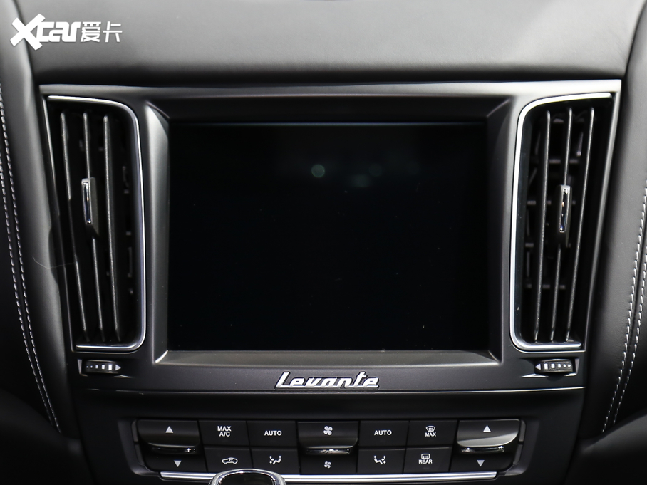 2020Levante 3.0T ၆