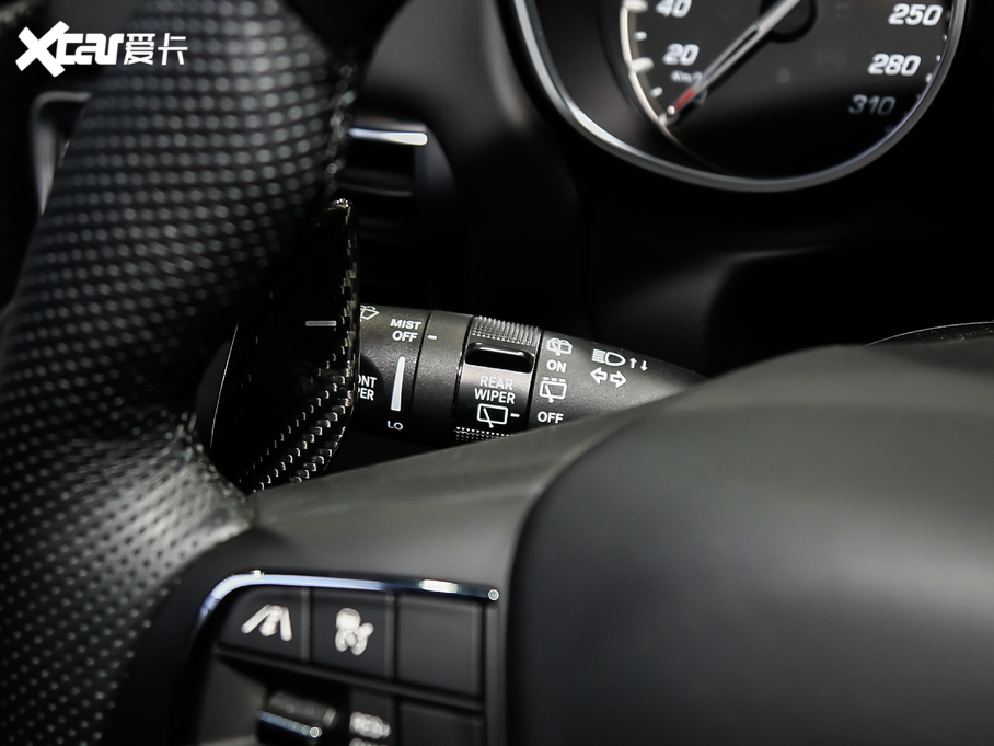 2020Levante 3.0T ၆