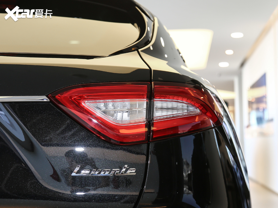 2020Levante 3.0T ˜ʰ