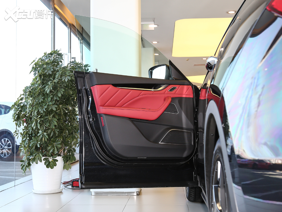 2020Levante 3.0T ˜ʰ