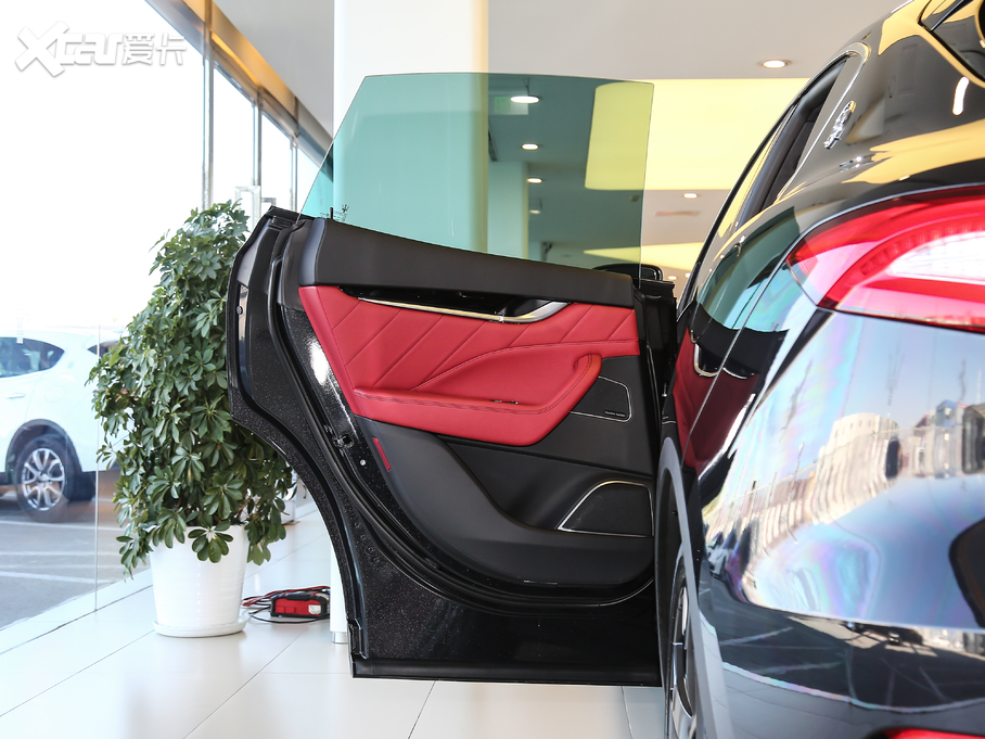 2020Levante 3.0T ˜ʰ