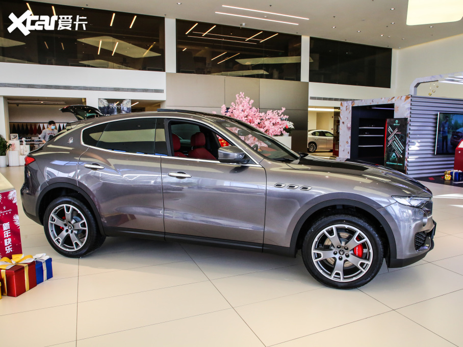 2020Levante 3.0T ˜ʰ