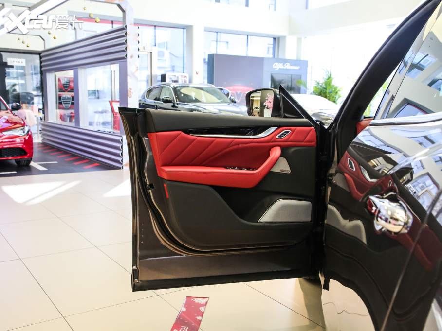 2020Levante 3.0T ˜ʰ