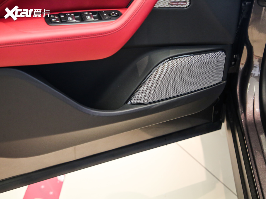 2020Levante 3.0T ˜ʰ