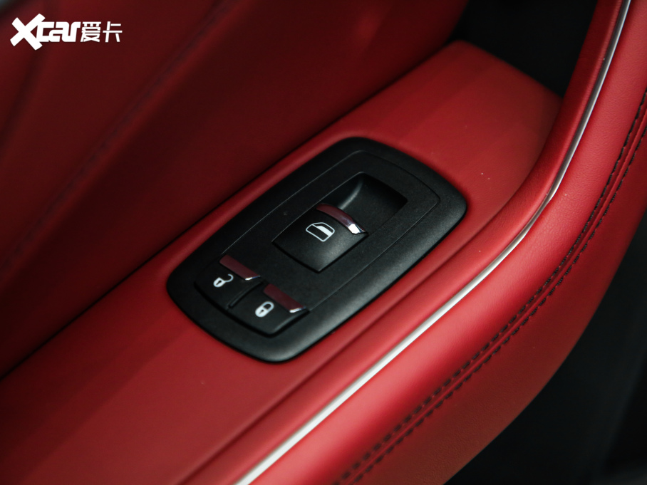 2020Levante 3.0T ˜ʰ