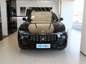 2020款3.0T 标准版 正前