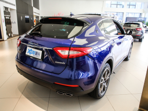 2020款3.0T 标准版 整体外观