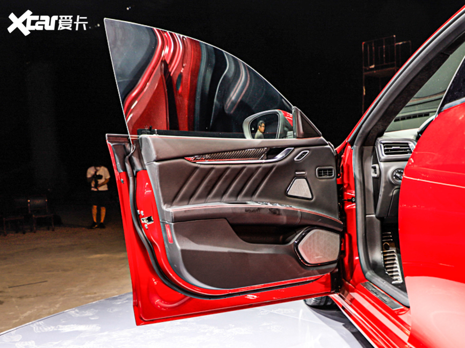 2021��Ghibli 2.0T Fenice������