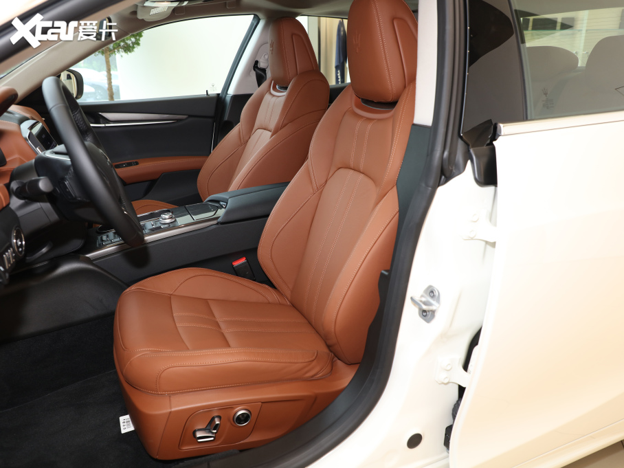 2021��Ghibli 3.0T GranSport