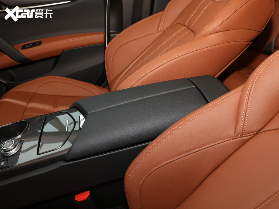 2021��Ghibli 3.0T GranSport