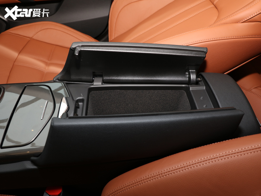 2021��Ghibli 3.0T GranSport