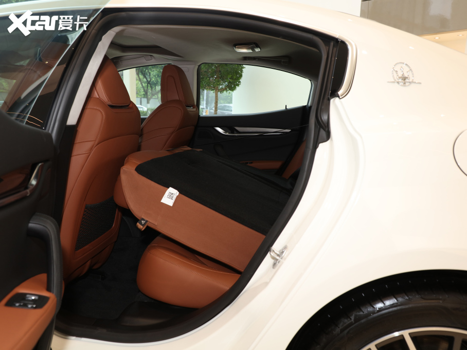 2021��Ghibli 3.0T GranSport