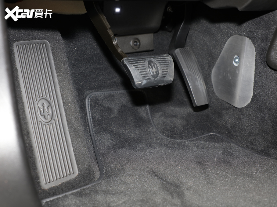 2021��Ghibli 3.0T GranSport