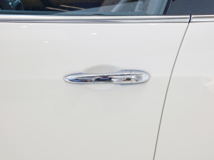 20213.0T GranSport {T