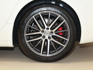 20213.0T GranSport ^