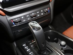 20213.0T GranSport QU