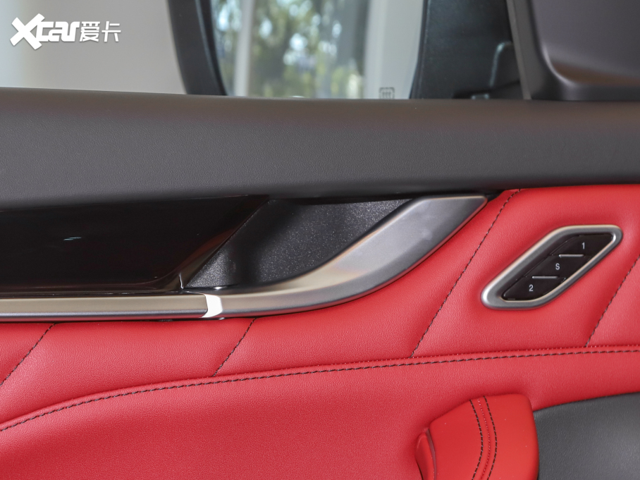 2022Levante 2.0T GThâ