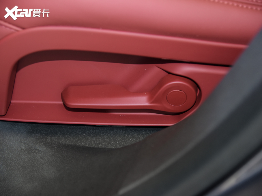 2022Levante 3.0T Modena