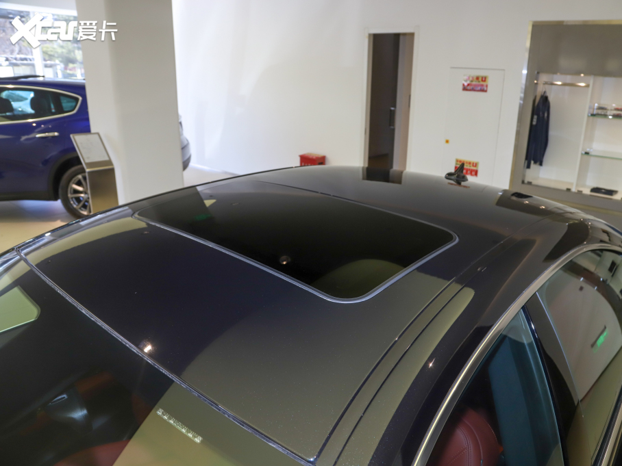 2022Ghibli 2.0T GThâ