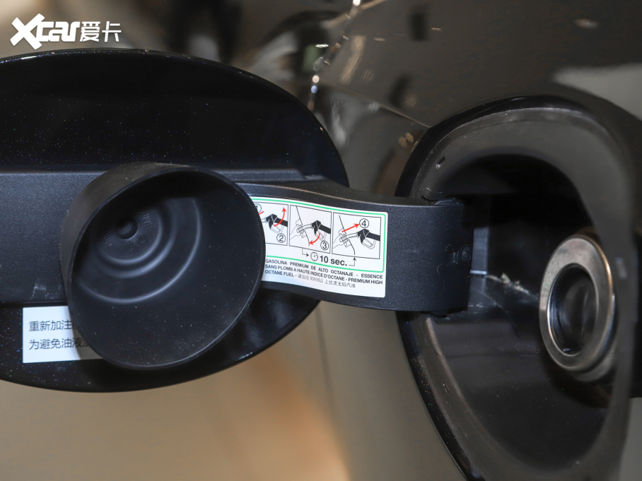 2022Ghibli 2.0T GThâ