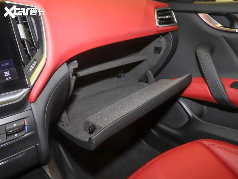 2022Ghibli 2.0T GThâ